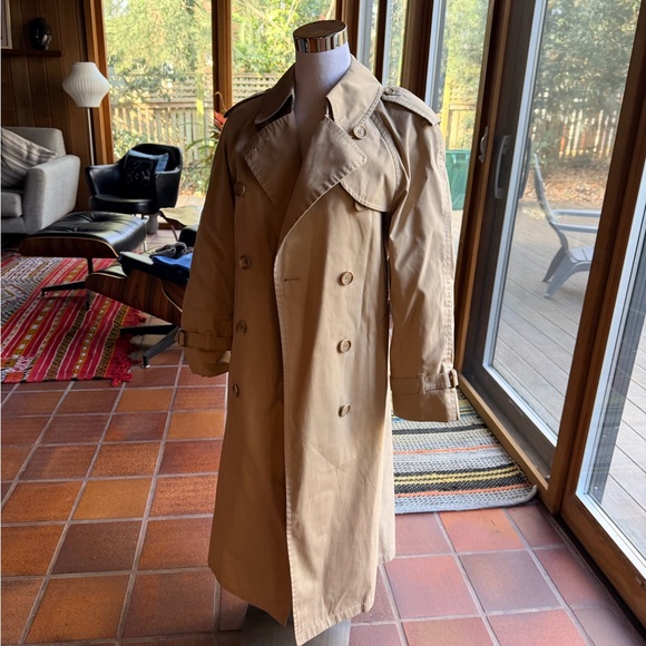 London Fog Beige Houndstooth Coat - Picture 2 of 5